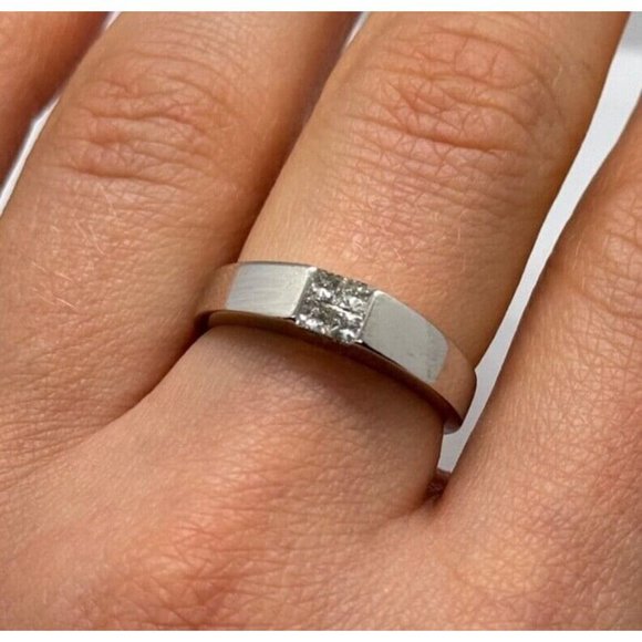 14K WHITE GOLDDIAMONDS RING SIZE 7